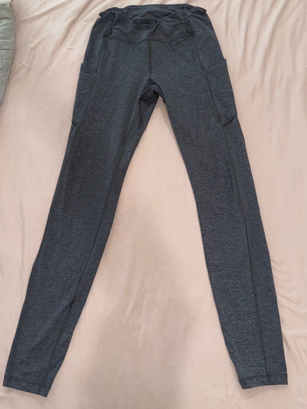 lululemon athletica Women’s High-Rise Leggings in Charcoal Gray